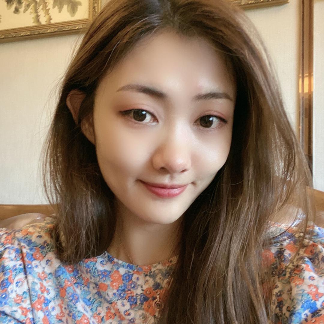贞贞服饰穿搭