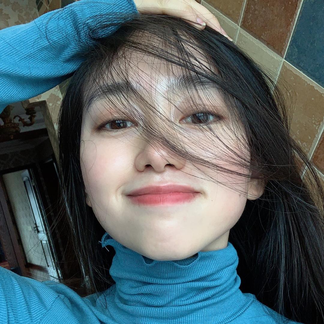 邹瑜婷