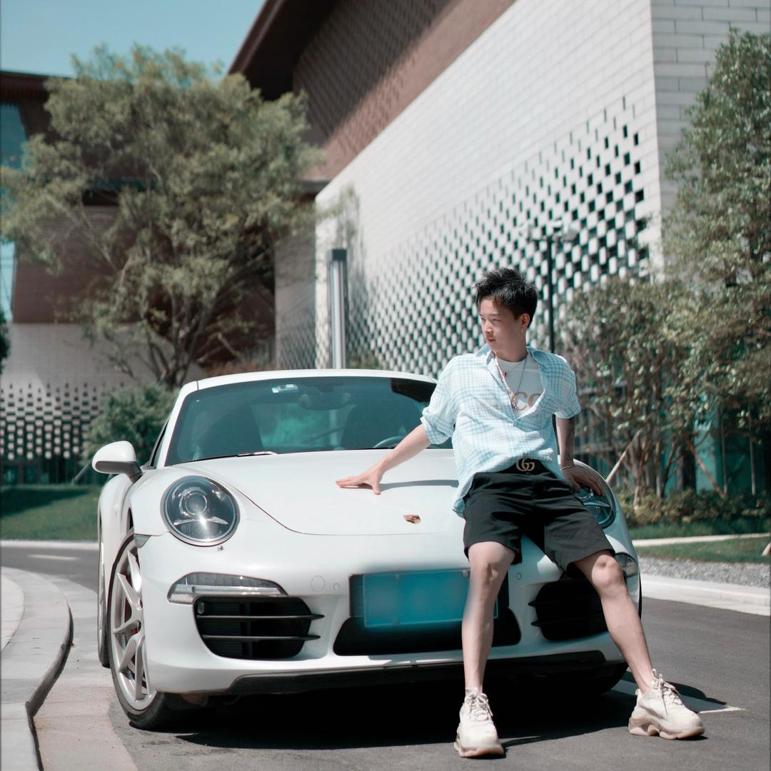 龙游极尚美发会所