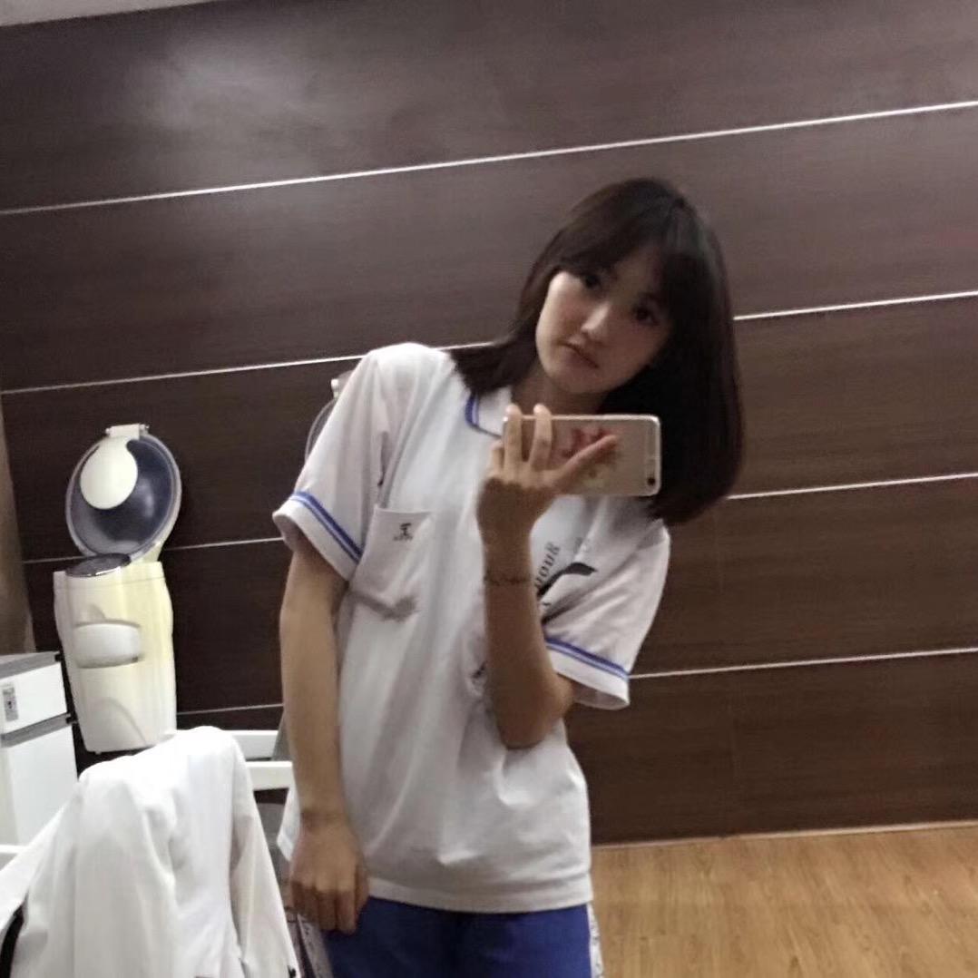 我爸姓陈我妈姓林后来我叫陈林