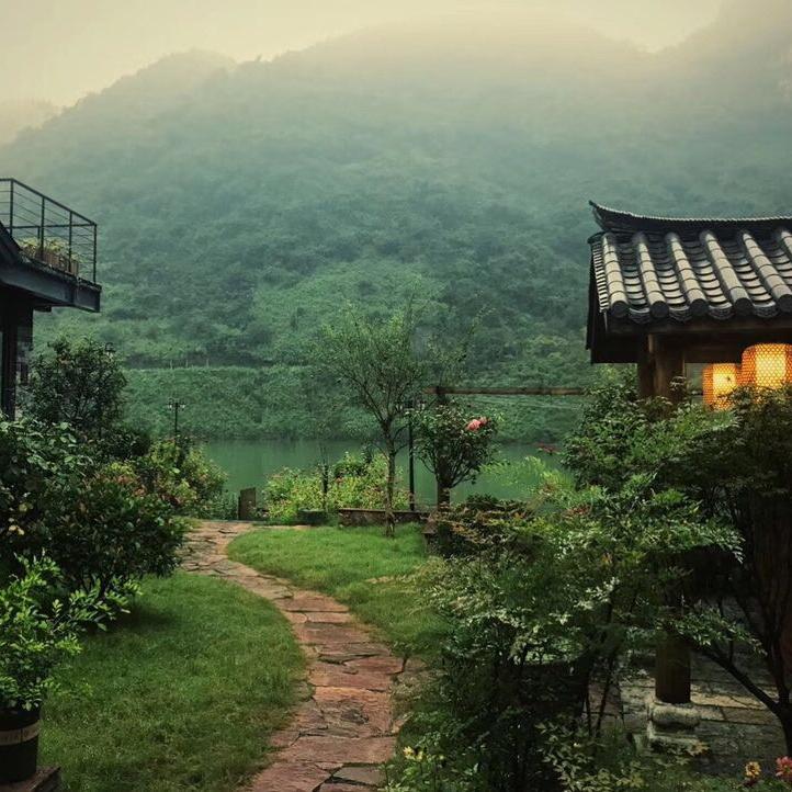 长阳清舍客栈