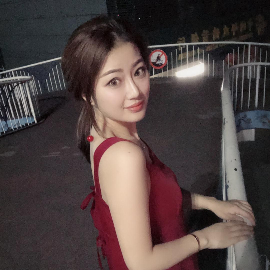 顾月亮 🌙