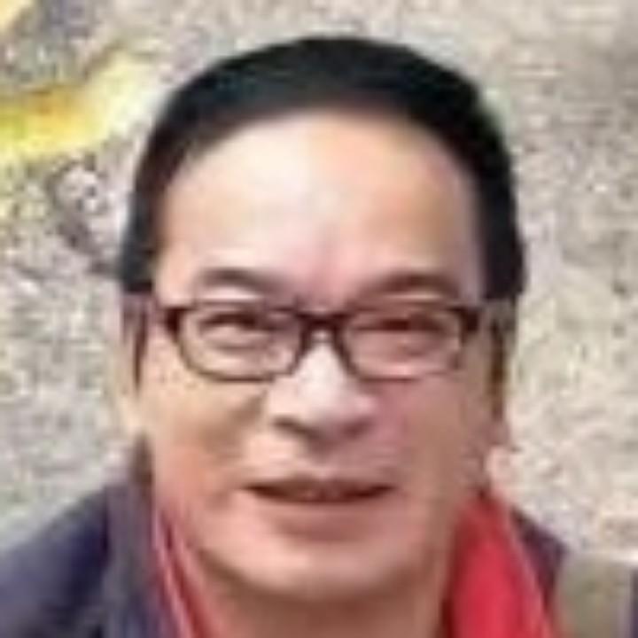 卍垚
