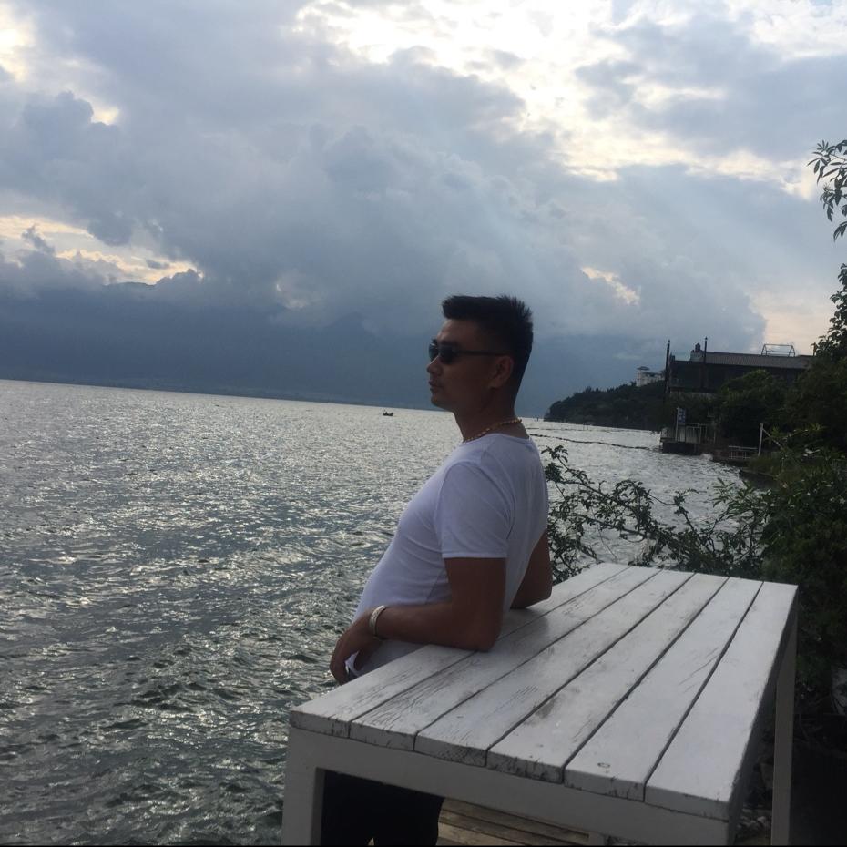 大理月振旅行社有限公司