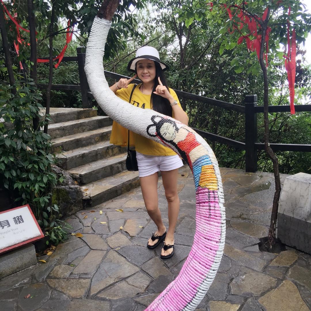 小英(赵家巴都香）