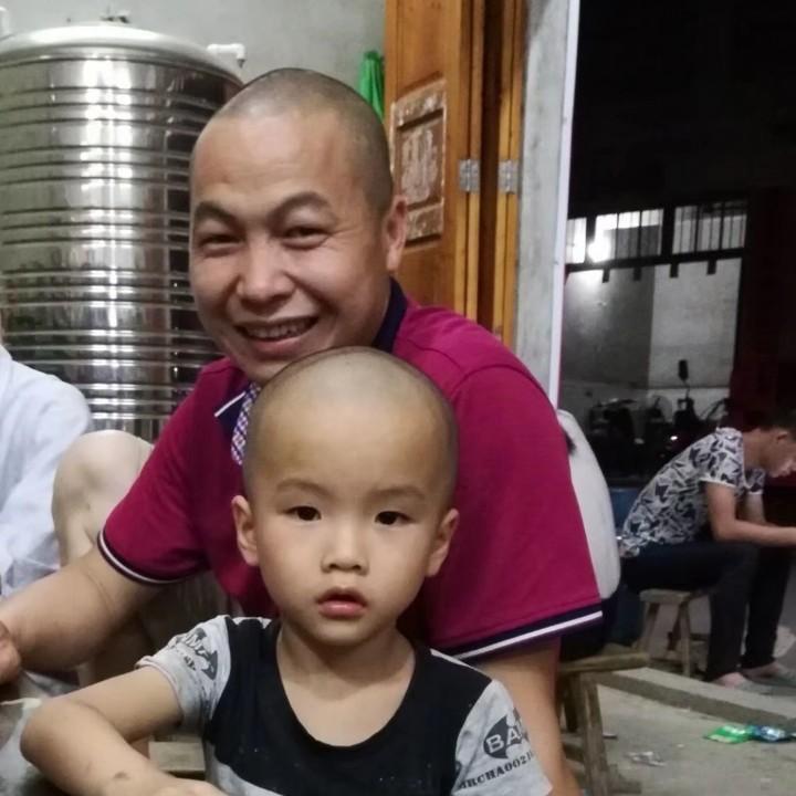第十个光头