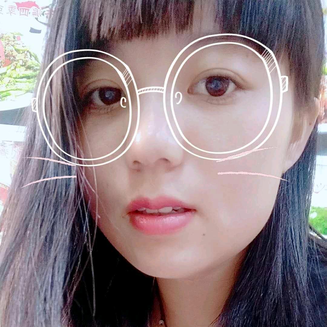 卖女孩的小火柴᭄