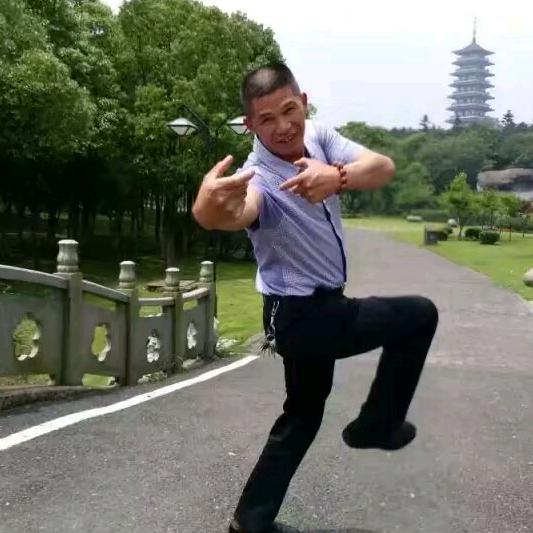 开心老玩童