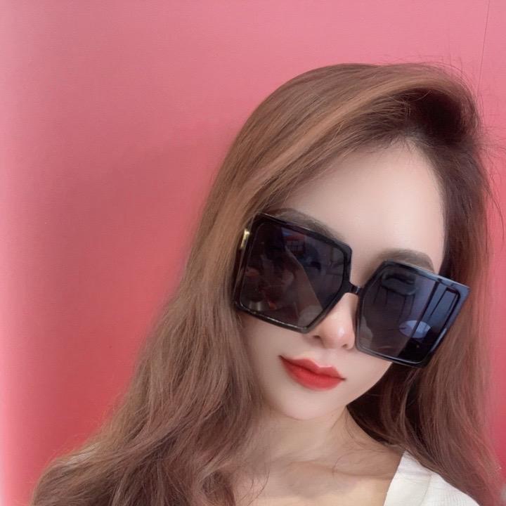 郑大美人J💄