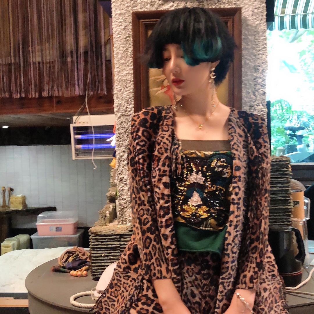 欧洲站原创女装工厂店褶皱系列