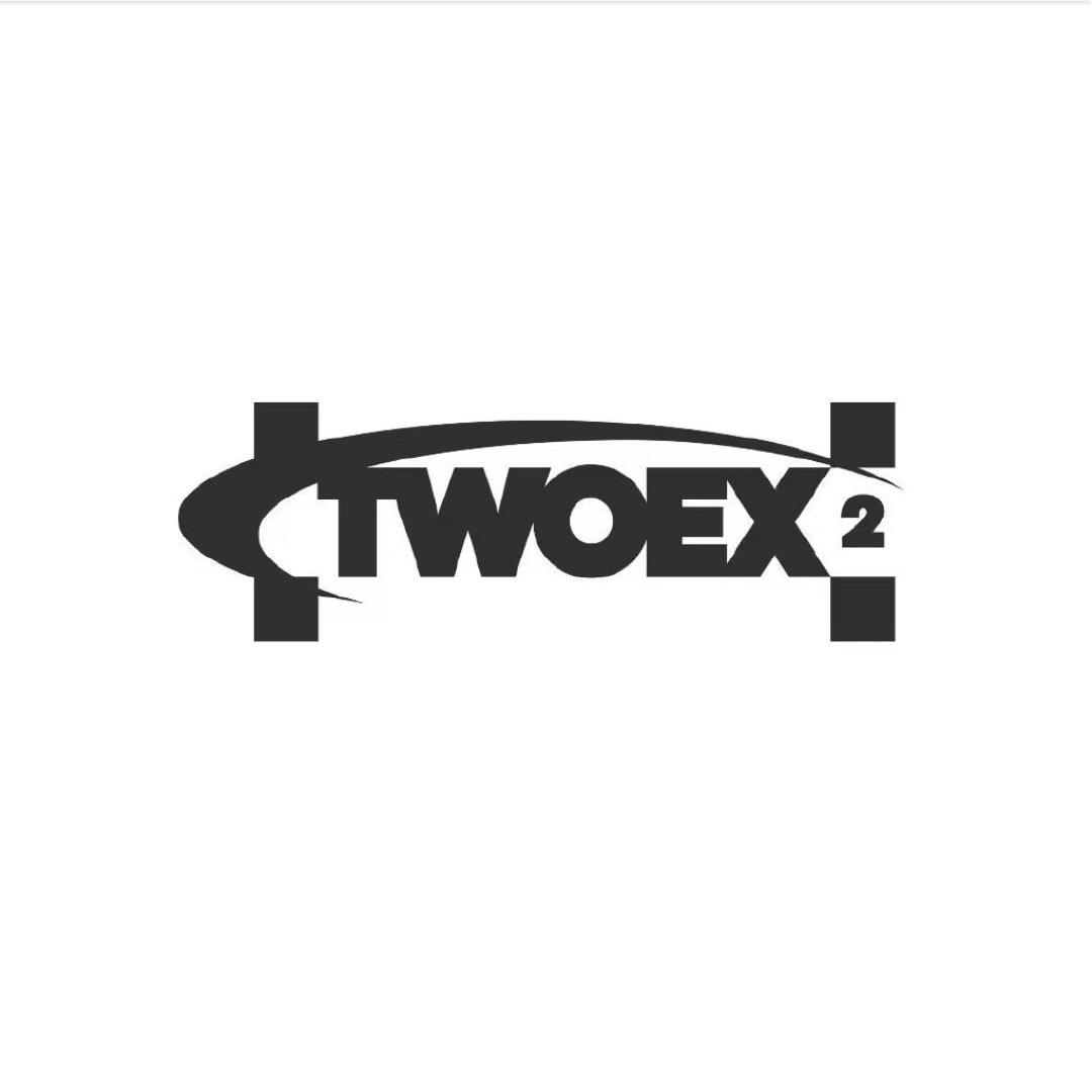 TWOEX22002