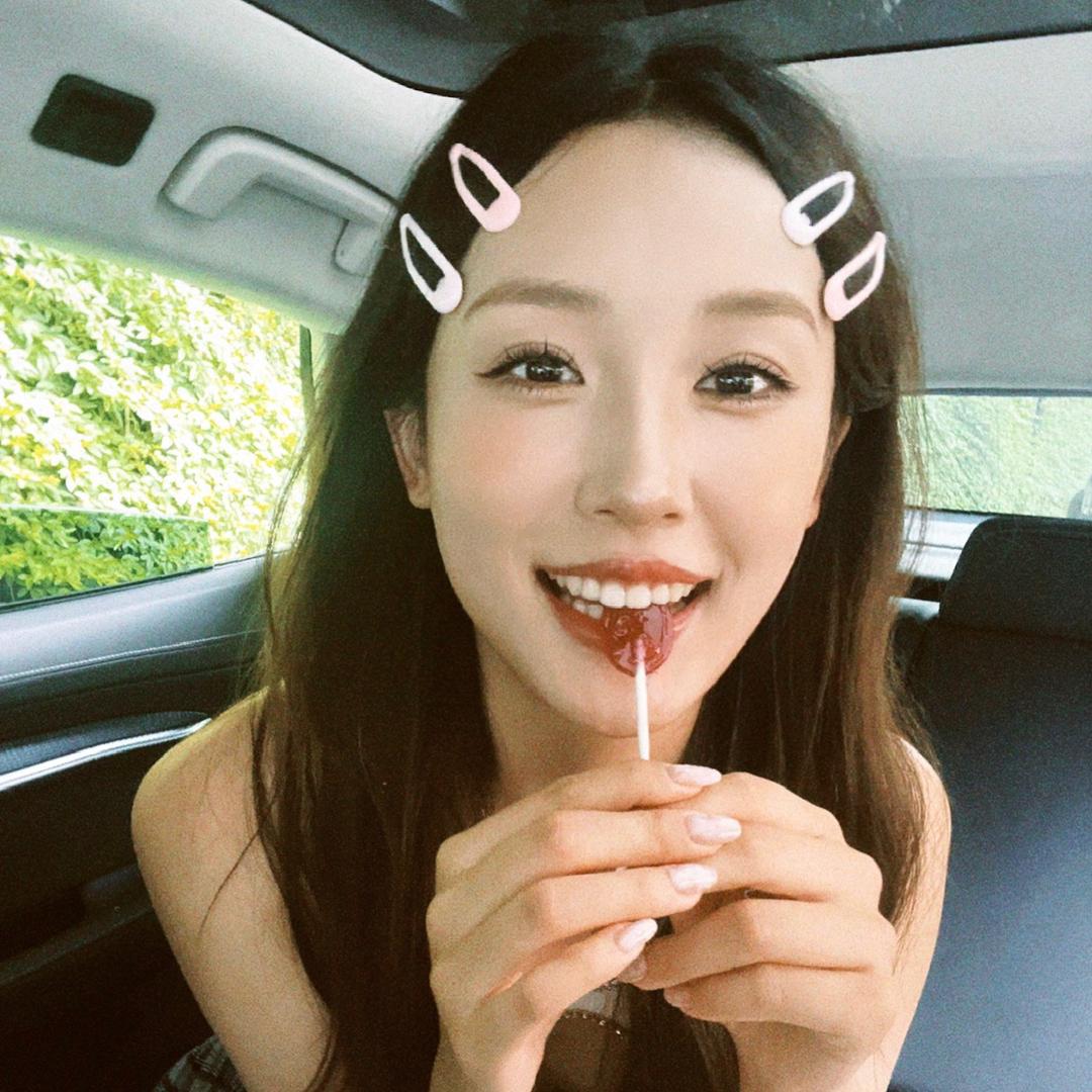 赵赵Babe_