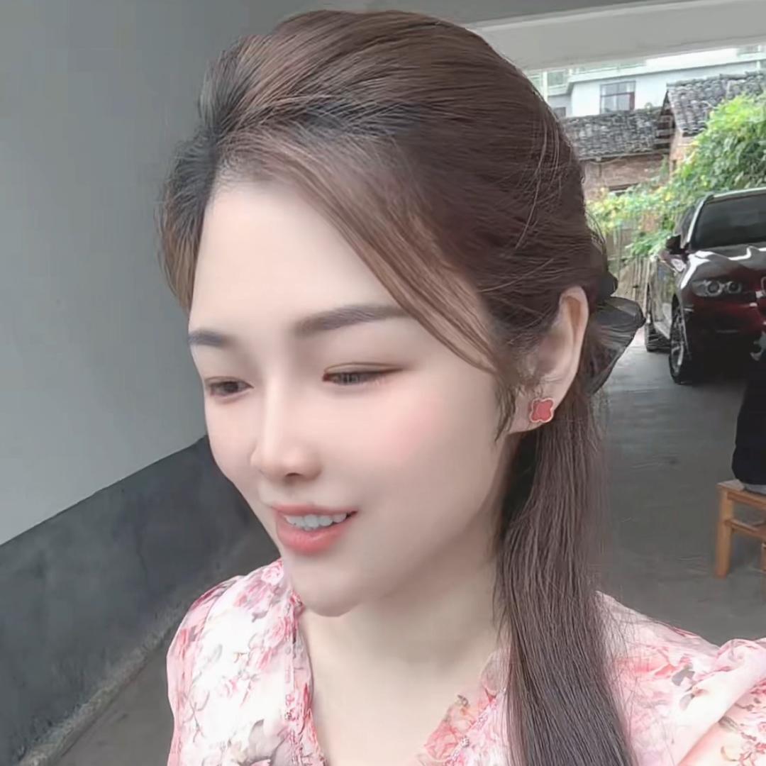 小芳💄（承蒙厚爱）