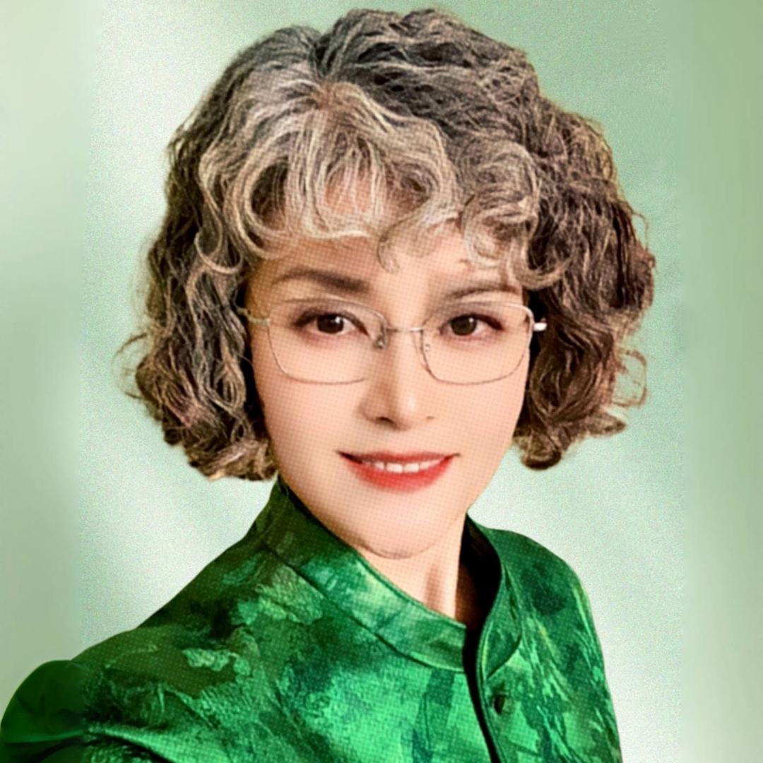祥瑞星语《优雅牛姐》