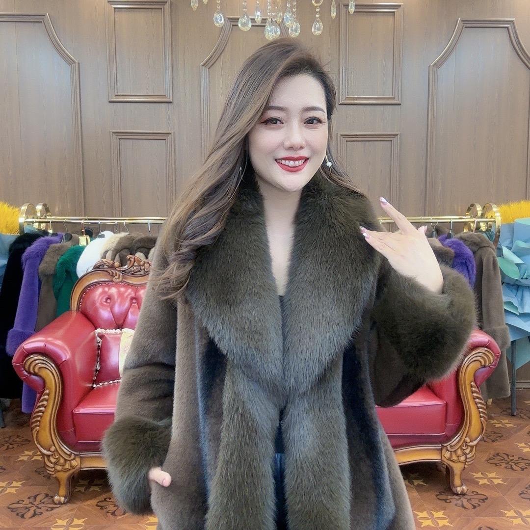 东方夫人服饰