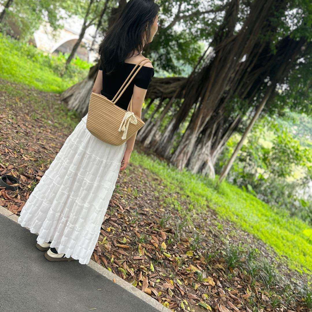 馨馨女装半身裙工厂店