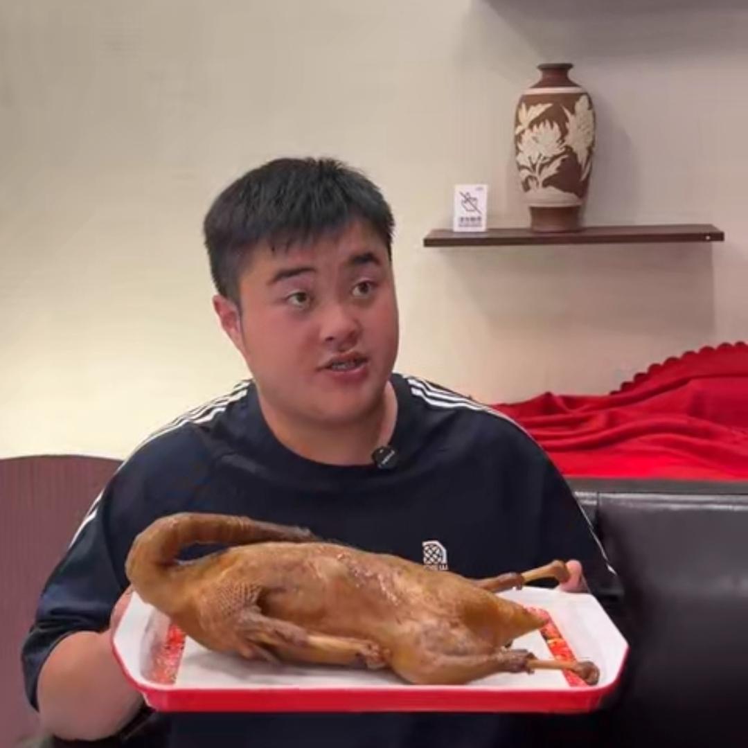 荣昌龙麻子卤鹅（门店同款）