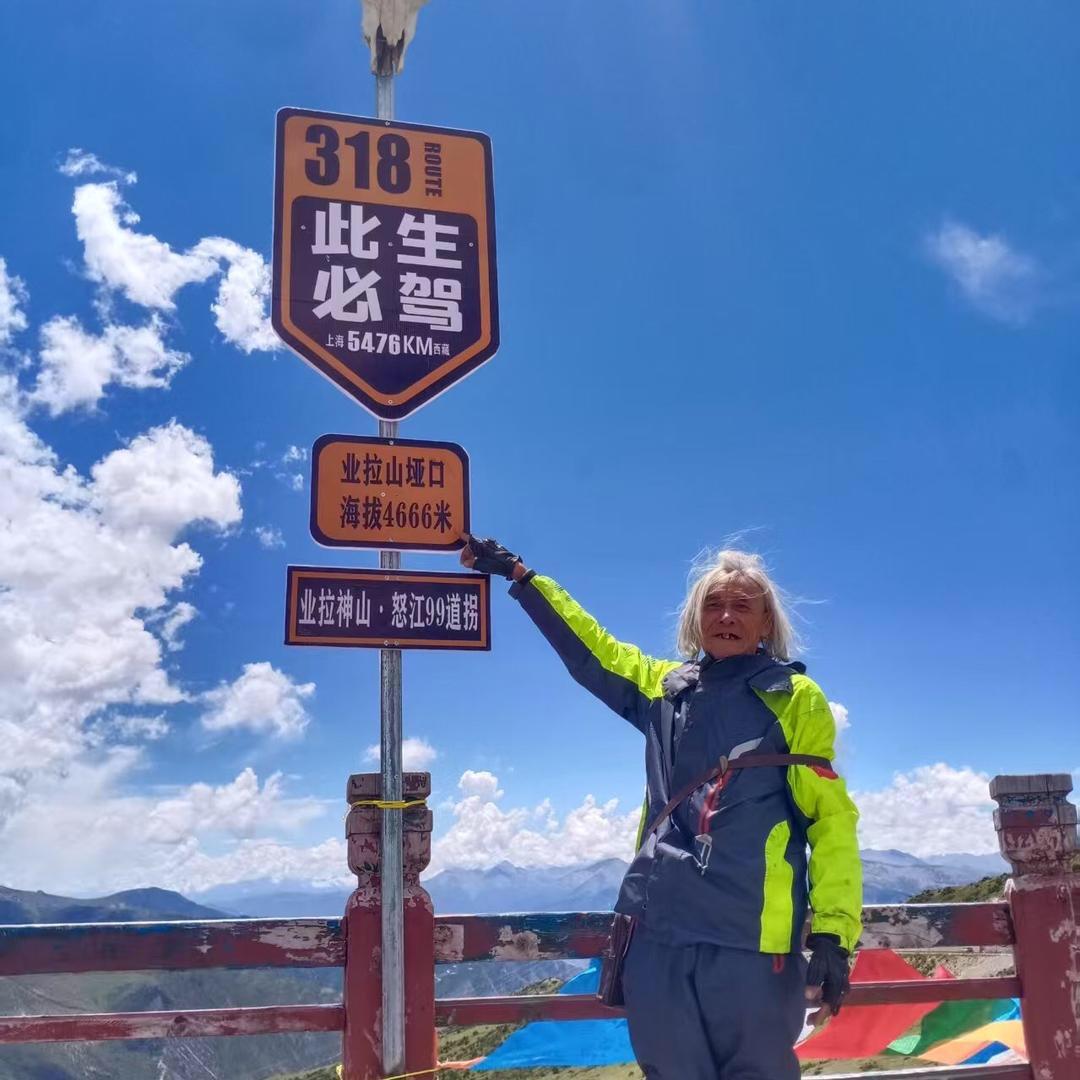 仿赛大爷许小辫（摩旅中华）