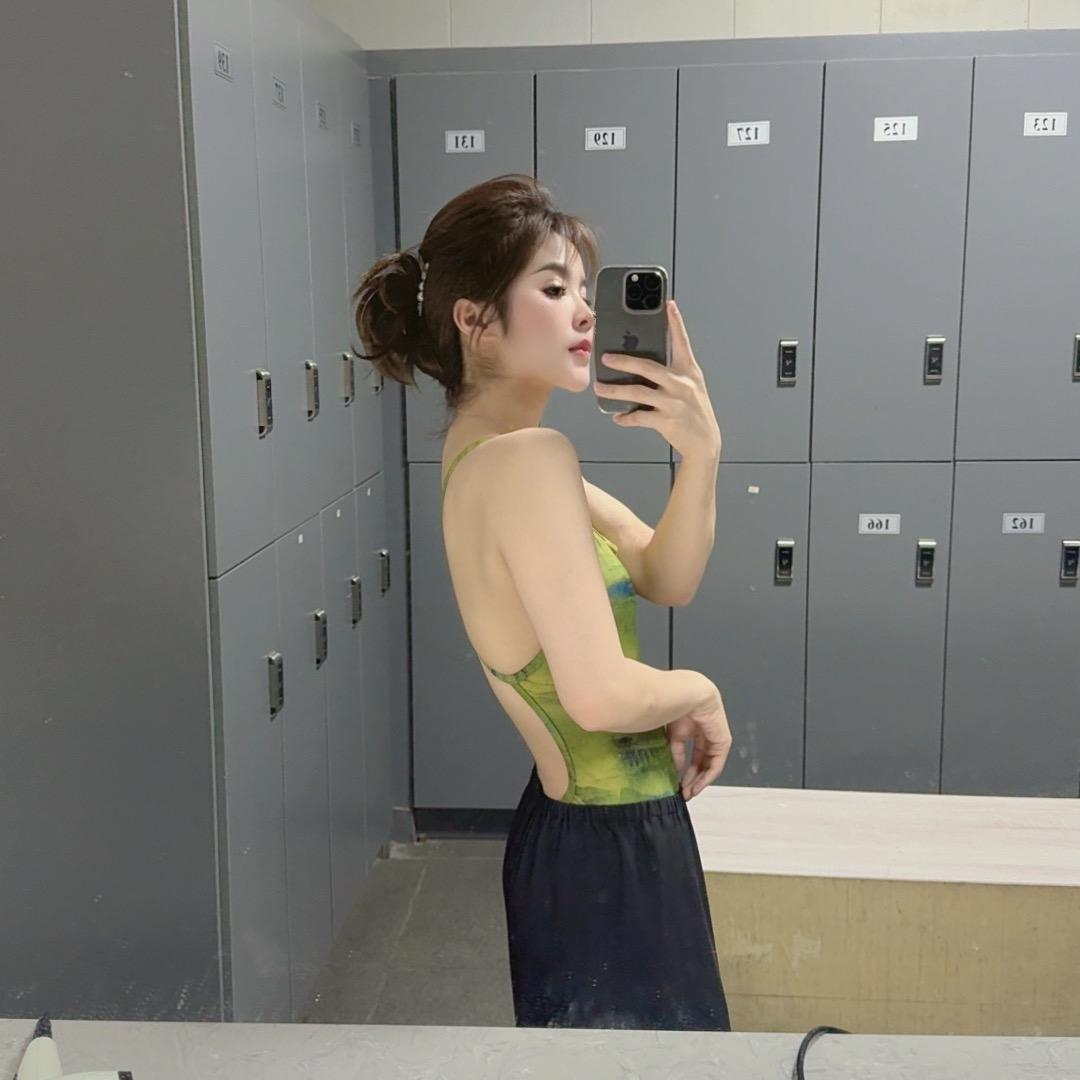 小晏
