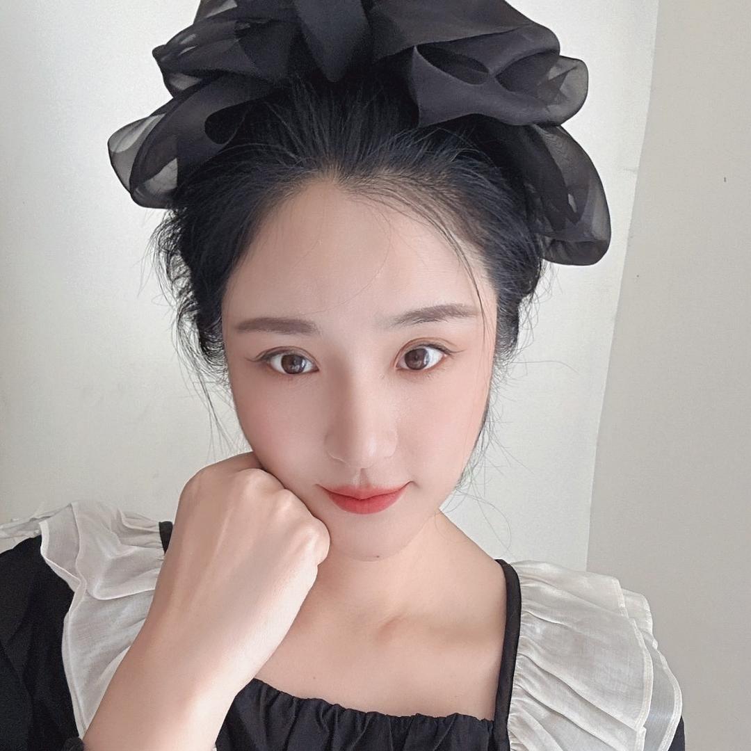 萌娜黎纱💃