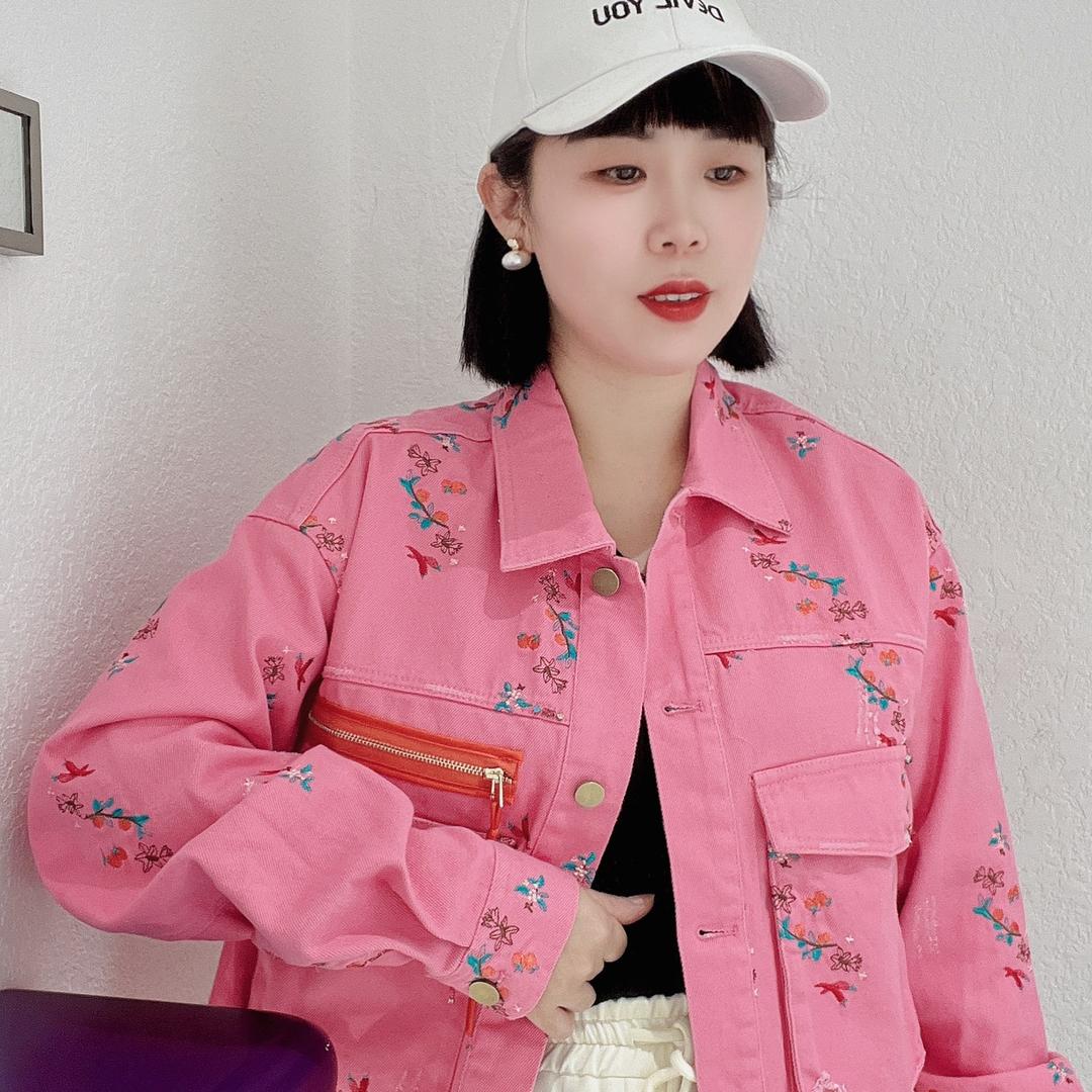 江口蒂言小英