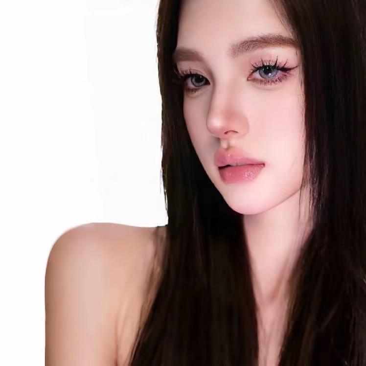 娇羞的鸡蛋花