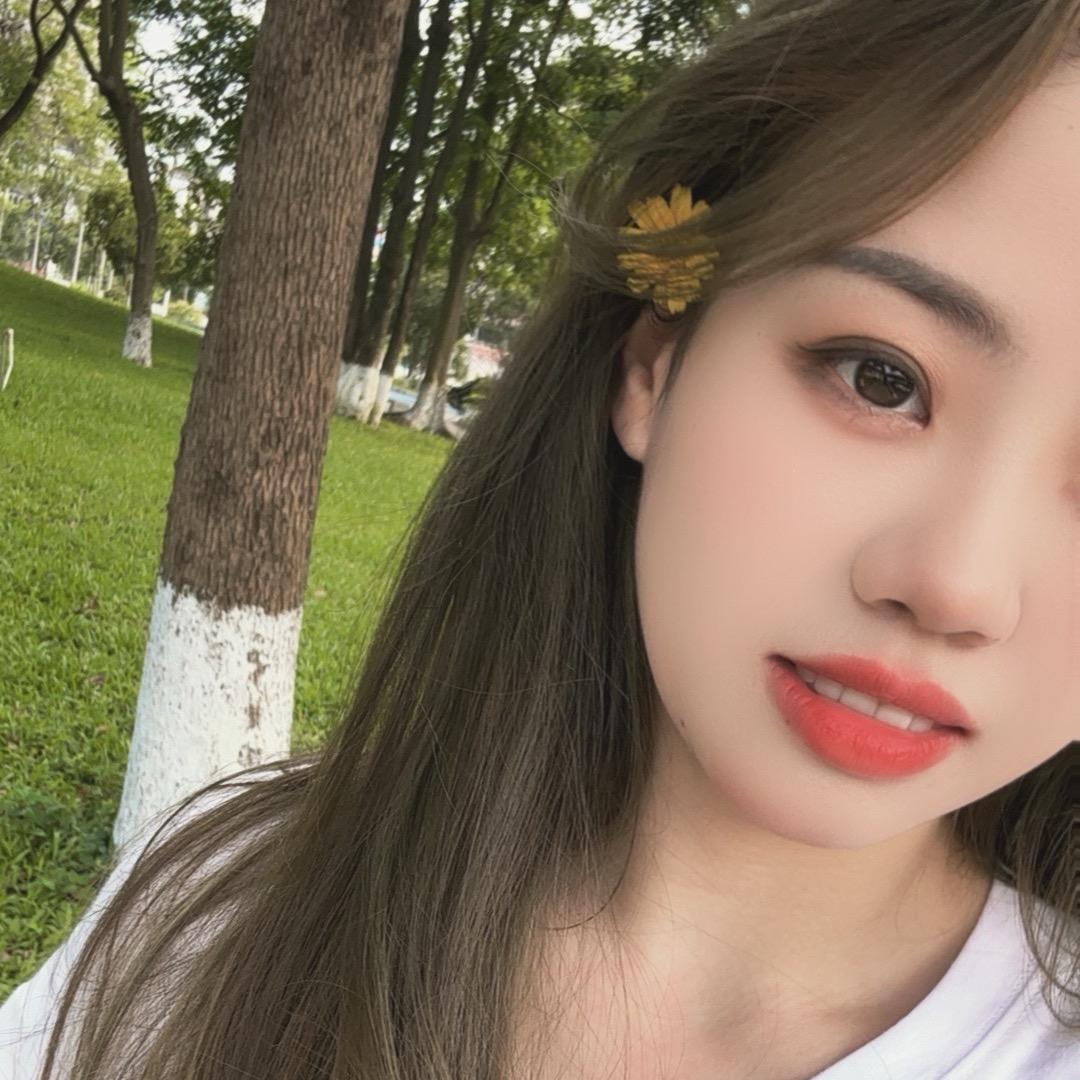 爱笑的小贺