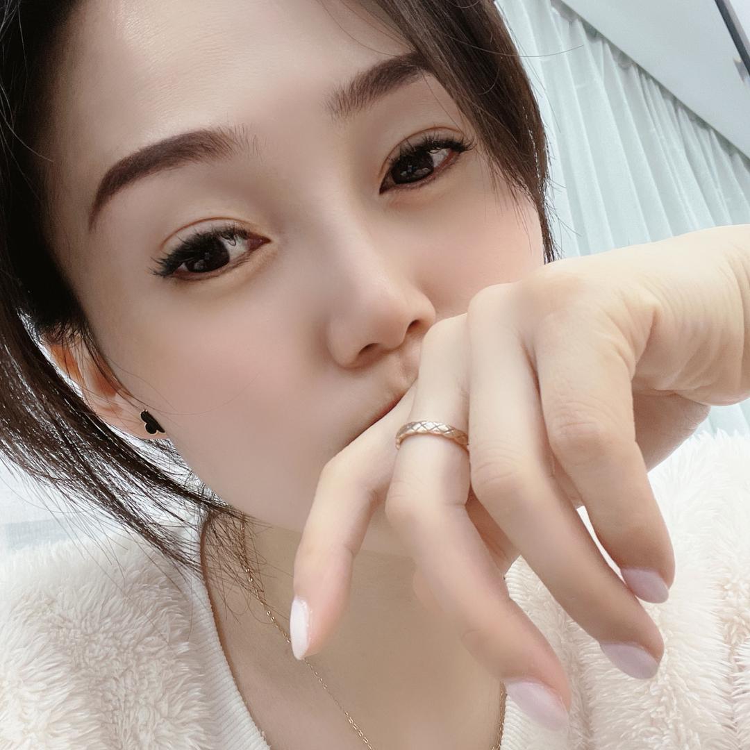 四季青黄远远服饰