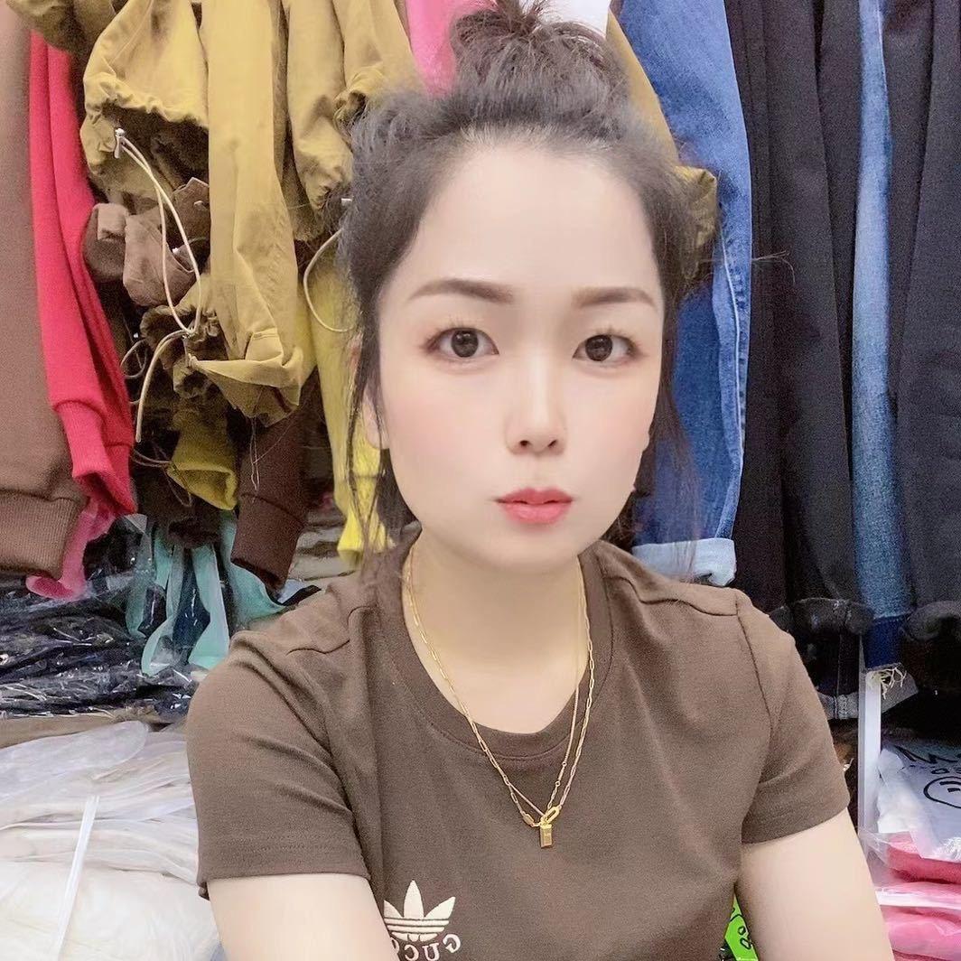 王可服装