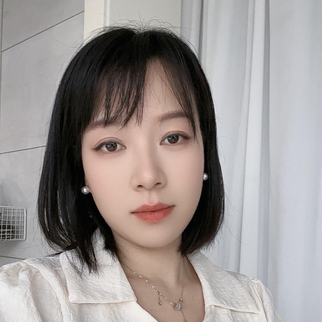 肖潇小个子穿搭