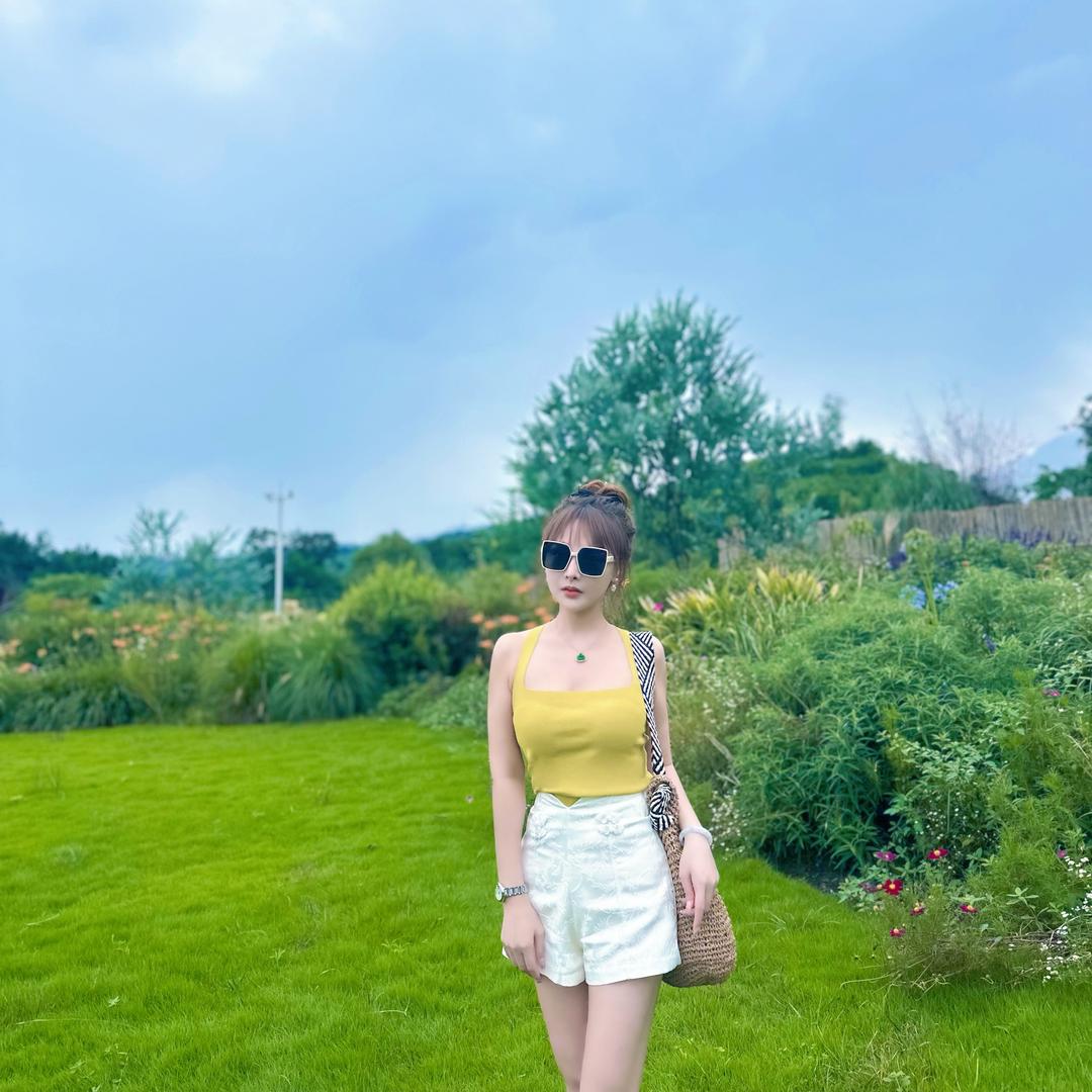 李拜天老板娘