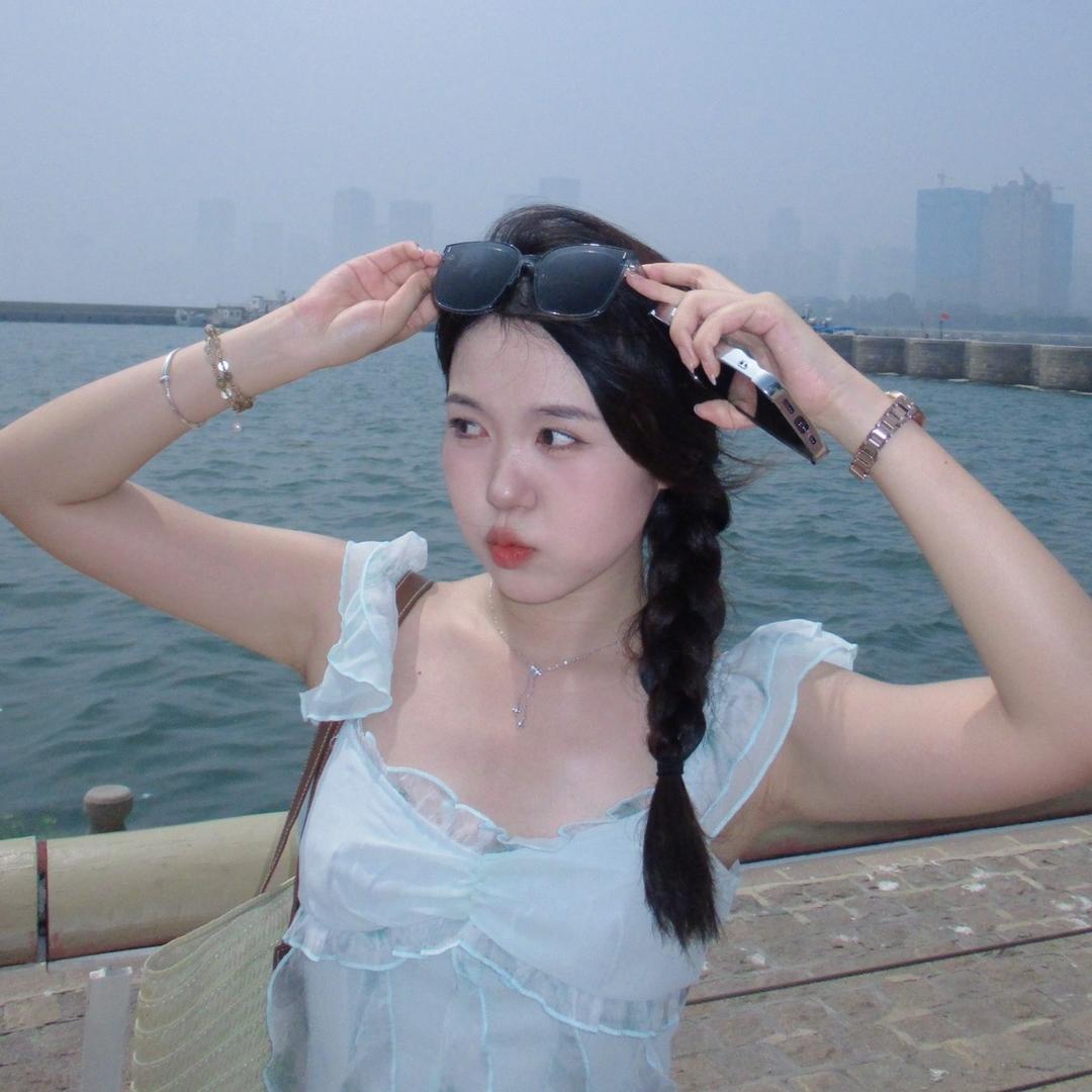 -青青梅
