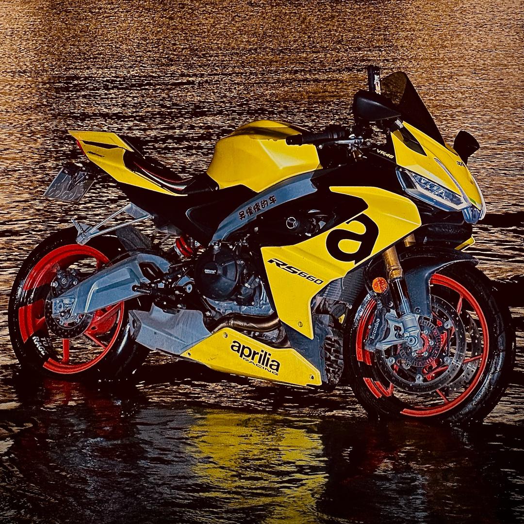 吴慢慢🏍️