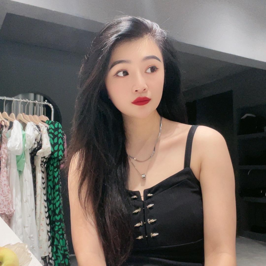 麻城“肽姐的女装店”十里女装