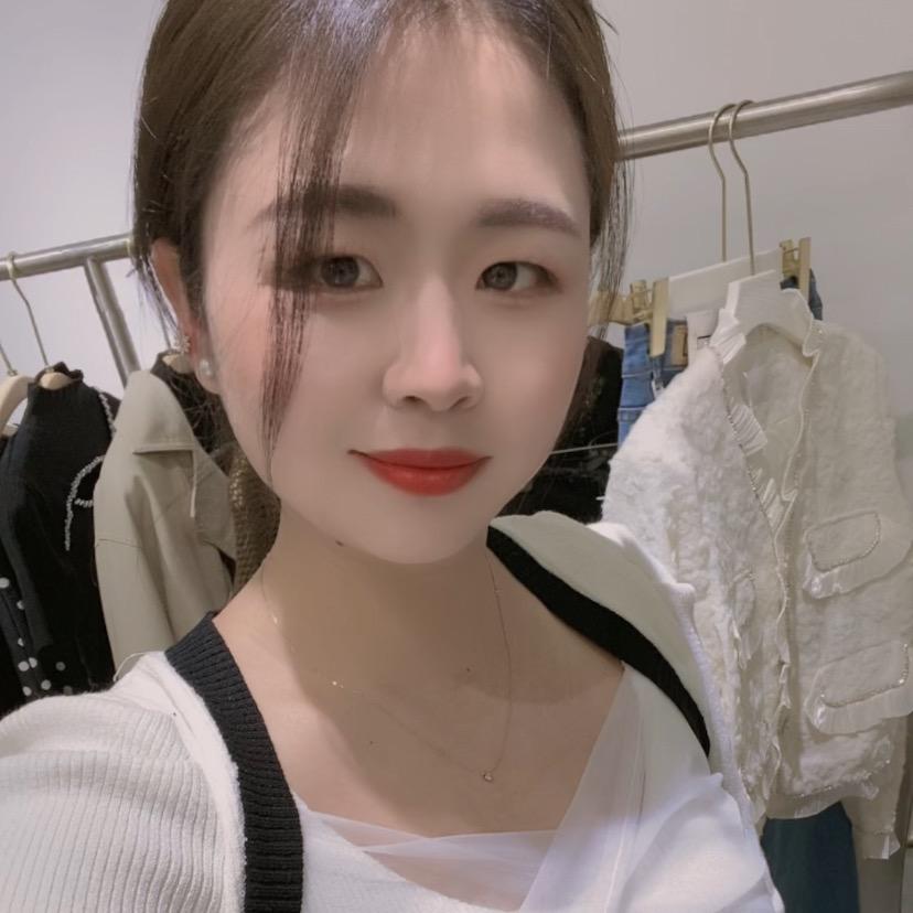 潢川阮小姐女装店