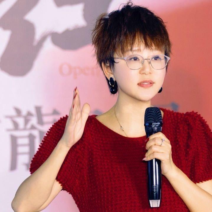 饰睫汇罗敏讲开店