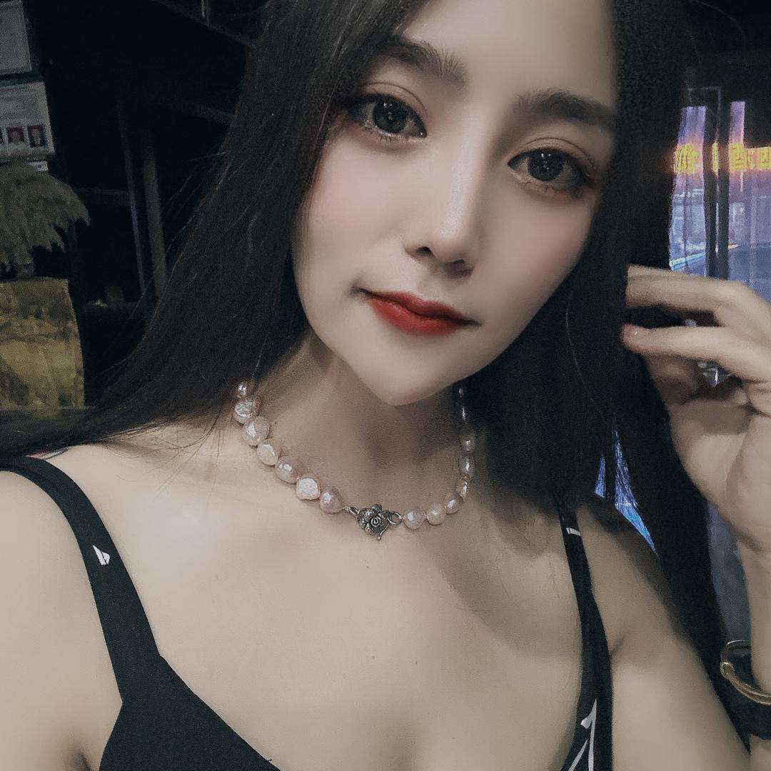 美女家的小蛋黄🌸☔️🍁