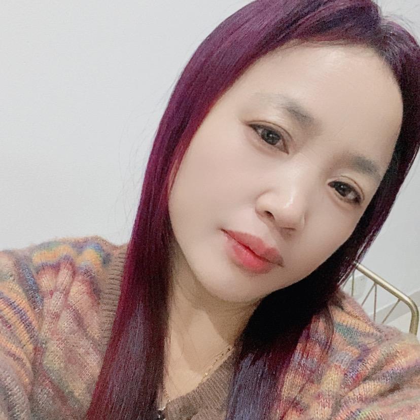 带刺的英姐