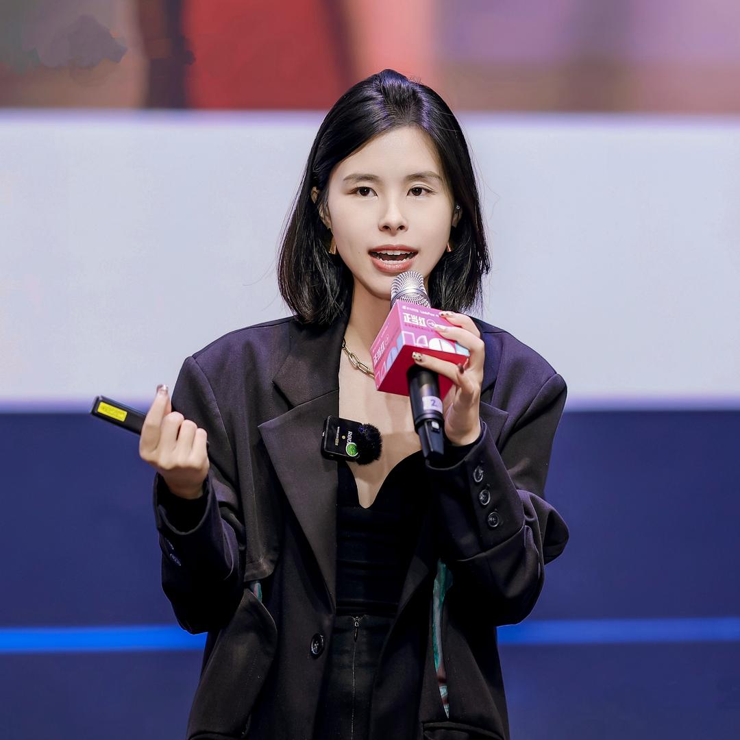做跨境的Helen