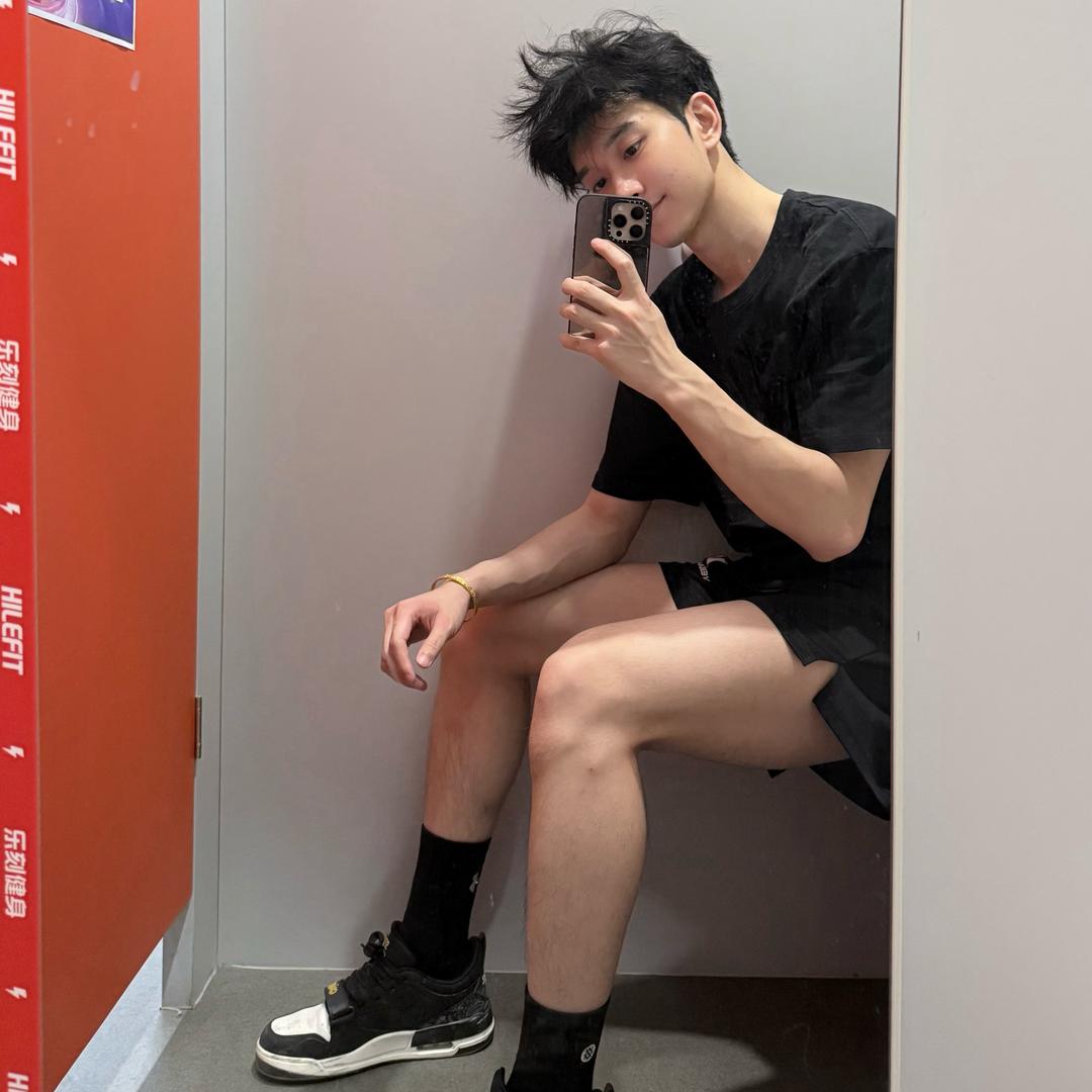 人柒