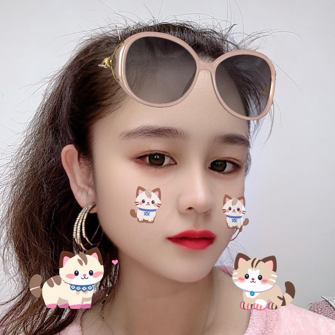 妍妍爱逛吃