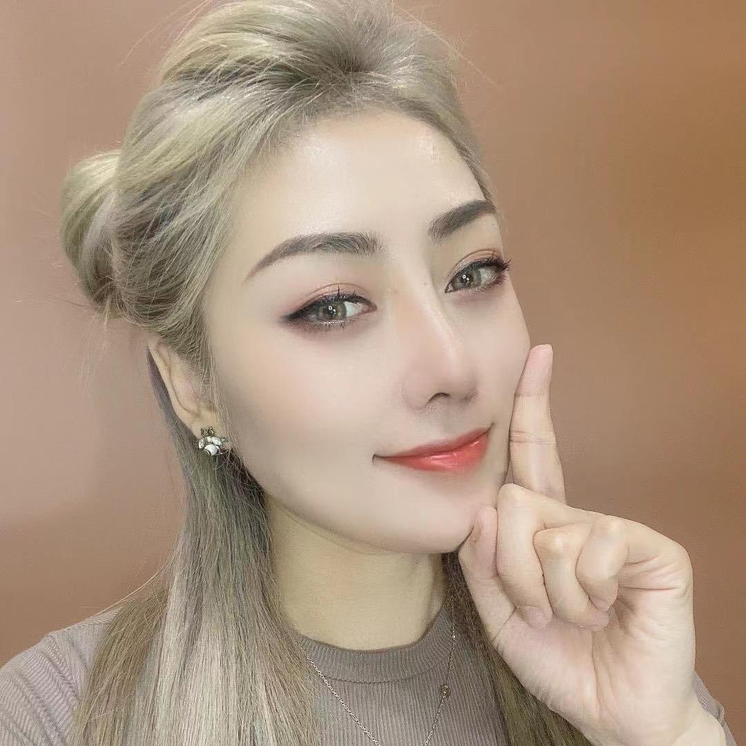 关心美妆小号