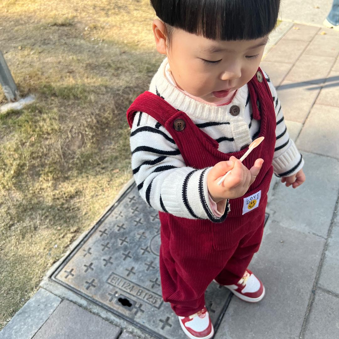 摆哒服饰情侣装