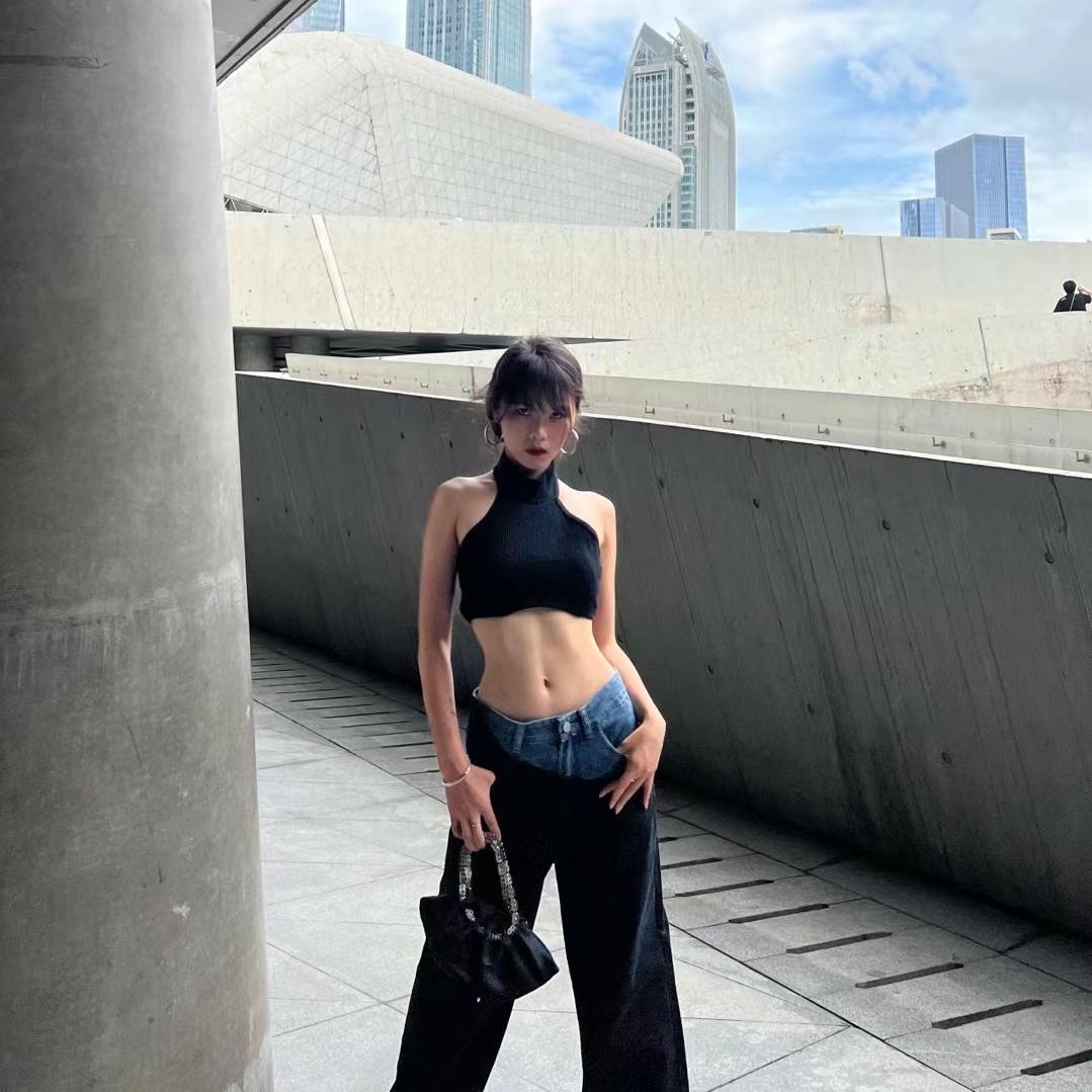 呐奈池里