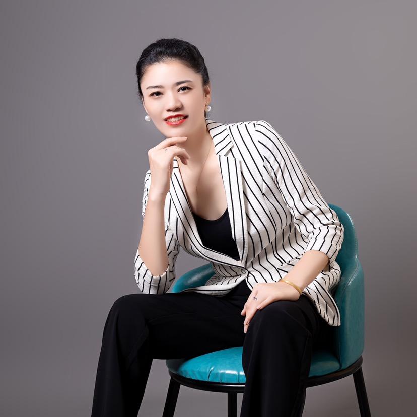 陈彩恋财税教练