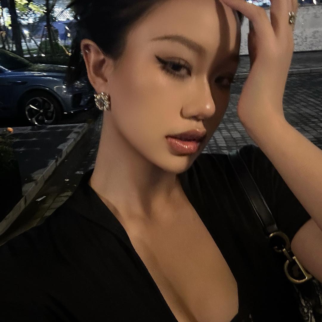 麻辣蛇蛇