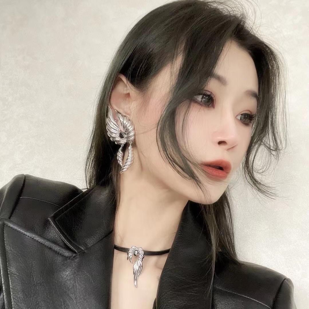 VORA丁丁丁