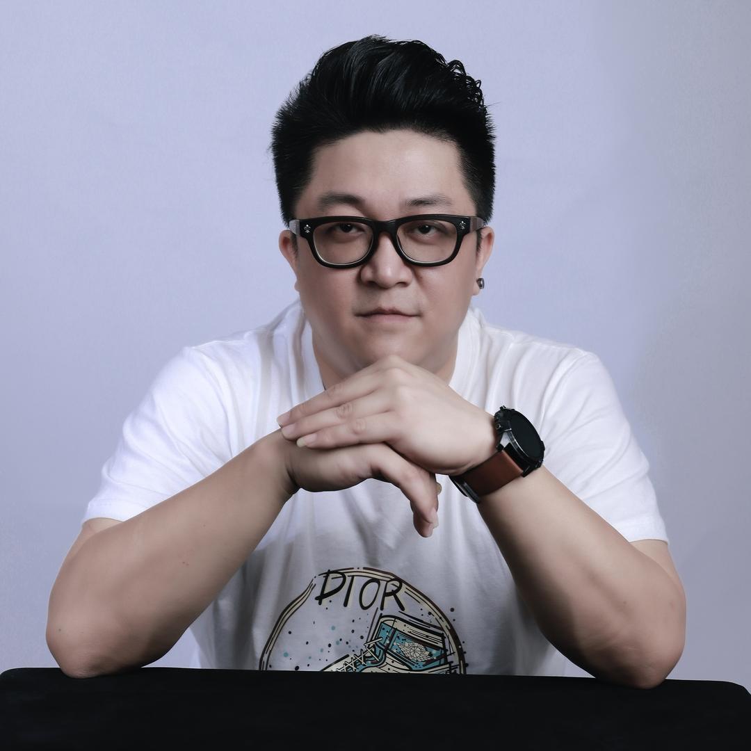 导演陈磊（佳宇）