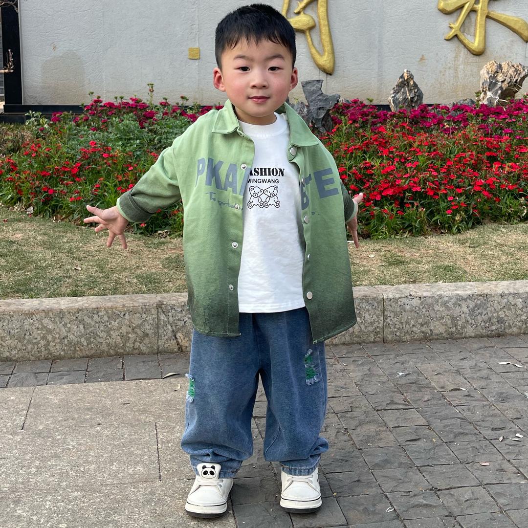团团麻麻吖