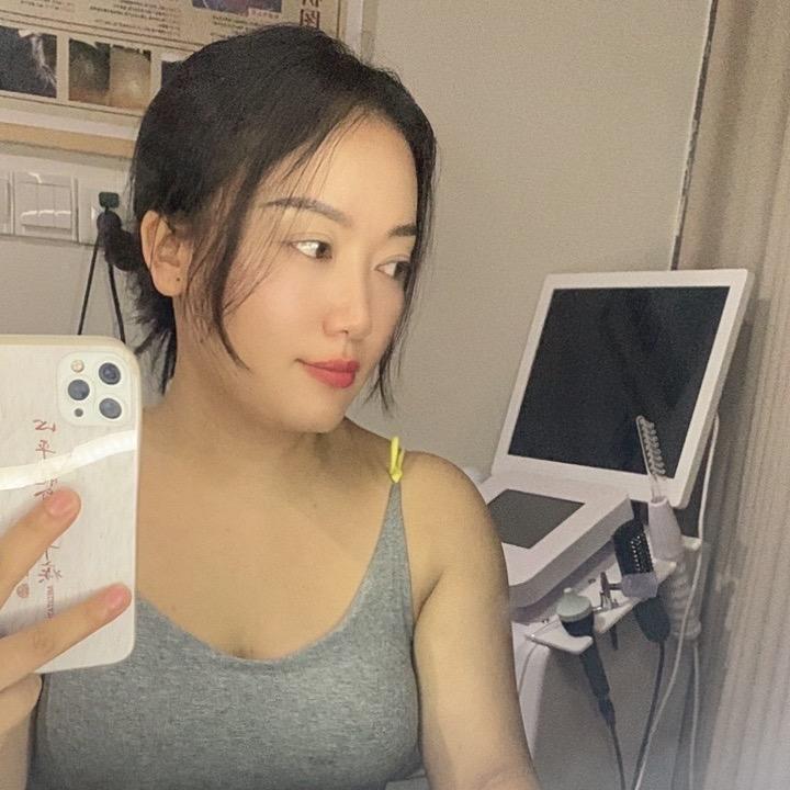 刘华英